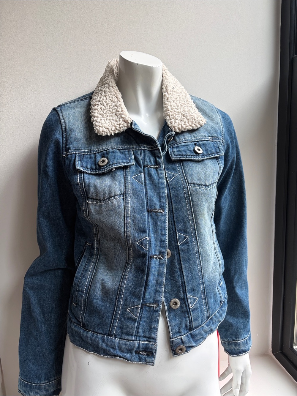 Blue Denim Jean Jacket with Cream Sherpa Collar